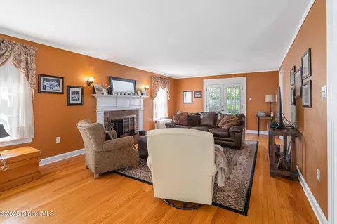 Living - 1435 Lowell Rd, Schenectady, NY 12308 photo 1 of 5