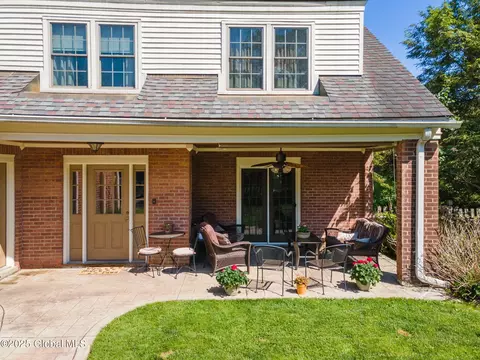 Exterior - 1435 Lowell Rd, Schenectady, NY 12308 photo 7 of 16