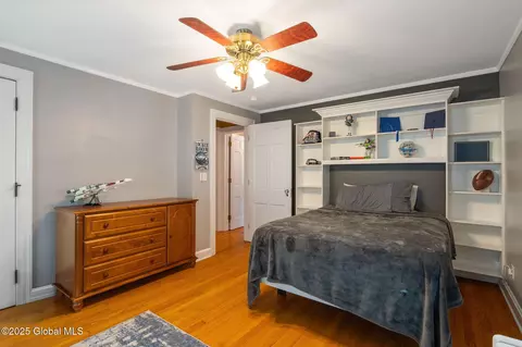 Bedroom - 1435 Lowell Rd, Schenectady, NY 12308 photo 9 of 10