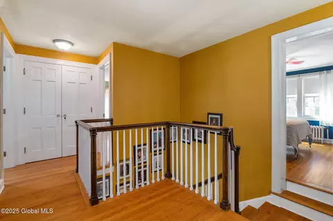 Entry Way - 1435 Lowell Rd, Schenectady, NY 12308 photo 5 of 6