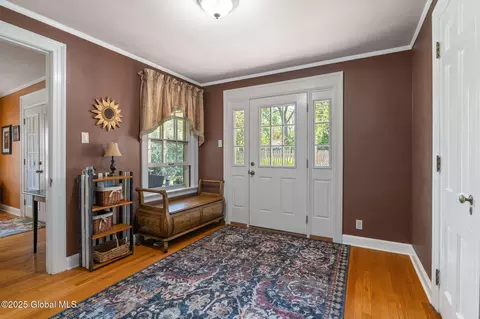 Entry Way - 1435 Lowell Rd, Schenectady, NY 12308 photo 2 of 6
