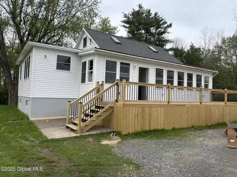 4632 State Highway 30, Amsterdam, NY 12010
