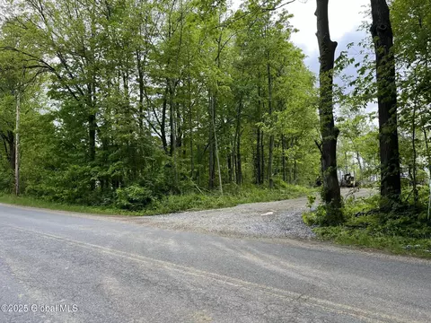 1 Tripoli Road # l4, Hudson Falls, NY 12839