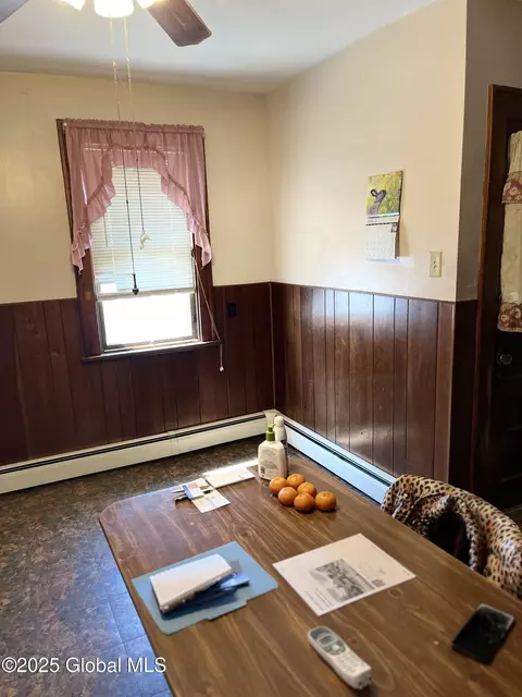 1554 Hawthorne St, Schenectady, NY 12303 photo 8