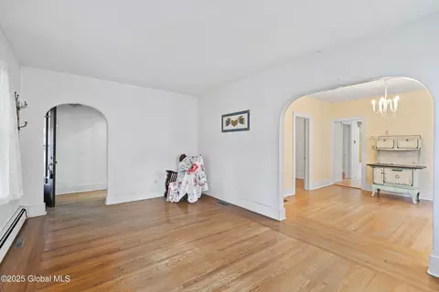 109 Vley Rd, Scotia, NY 12302 photo 10