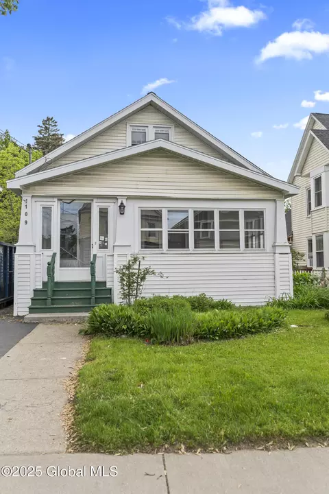 109 Vley Rd, Scotia, NY 12302
