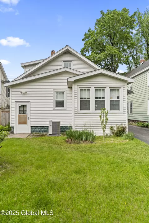 109 Vley Rd, Scotia, NY 12302 photo 7