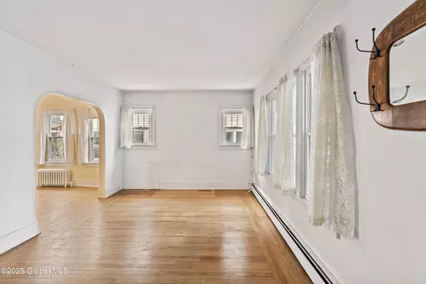109 Vley Rd, Scotia, NY 12302 photo 8