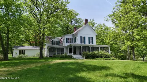 601603 Baldwin Rd, Ticonderoga, NY 12883