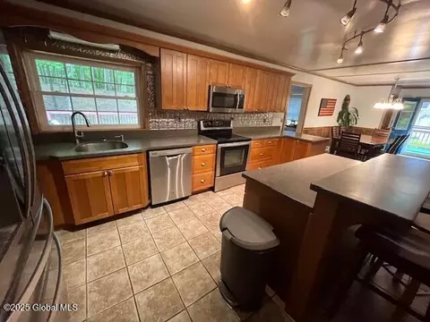 Kitchen - 75 Stark Rd, Corinth, NY 12822 photo 10 of 13