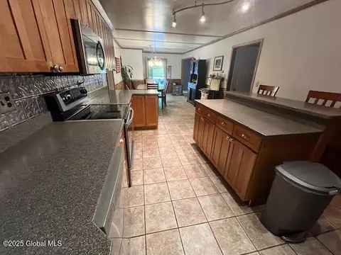 Kitchen - 75 Stark Rd, Corinth, NY 12822 photo 11 of 13