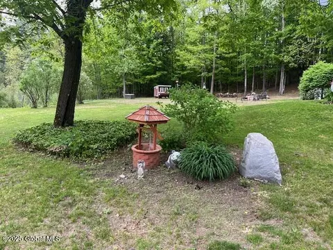Exterior - 75 Stark Rd, Corinth, NY 12822 photo 8 of 14