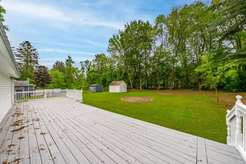 Exterior - 5 Edmel Rd, Glenville, NY 12302 photo 7 of 7