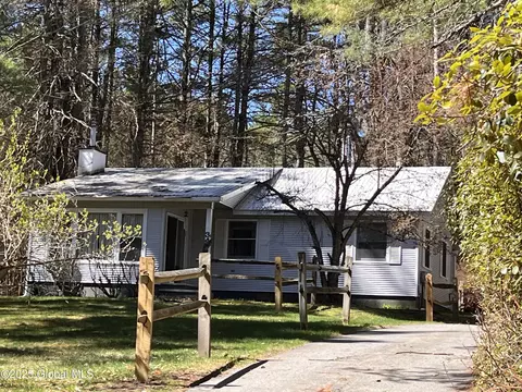 347 Landon Hill Rd, Chestertown, NY 12817