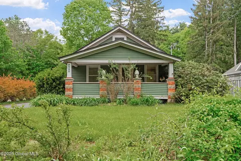 406 Northern Pines Rd, Wilton, NY 12831