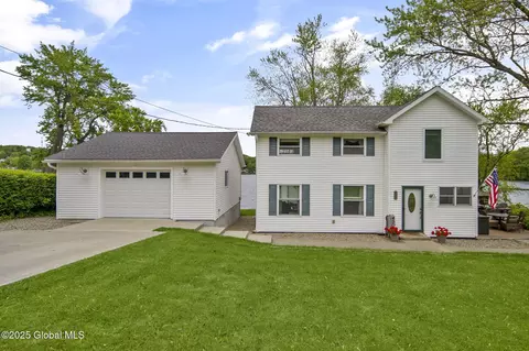 224 Geiser Rd, Wynantskill, NY 12198