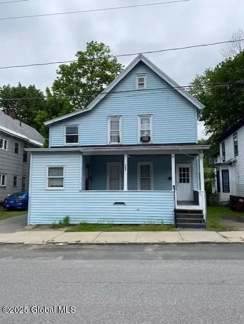 51 Division St, Gloversville, NY 12078