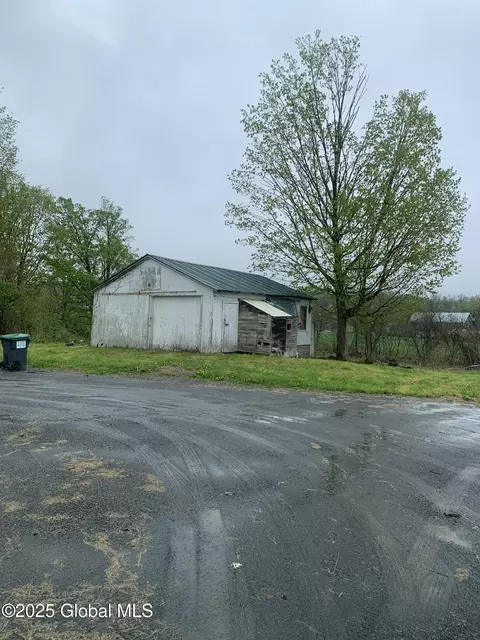 7166 Ny-40, Argyle, NY 12809 photo 2