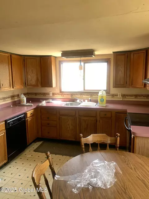 7166 Ny-40, Argyle, NY 12809 photo 7