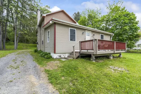916 State Route 81, Climax, NY 12042
