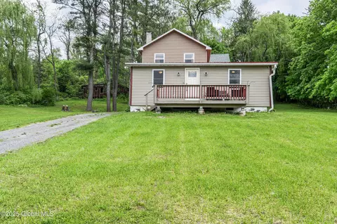 916 State Route 81, Climax, NY 12042