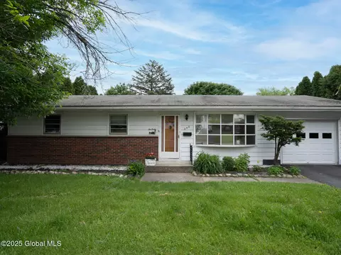 240 S Main St, Mechanicville, NY 12118