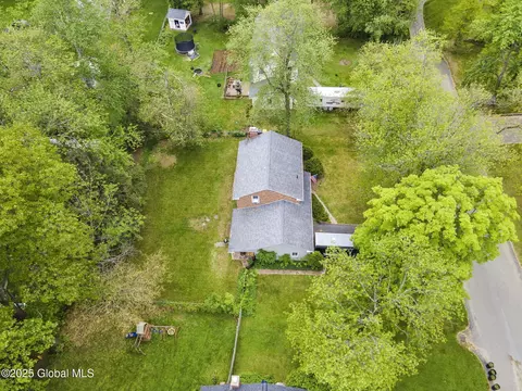 View/Area - 1920 Dover Rd, Schenectady, NY 12309 photo 1 of 2
