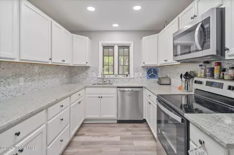 Kitchen - 1920 Dover Rd, Schenectady, NY 12309 photo 2 of 2