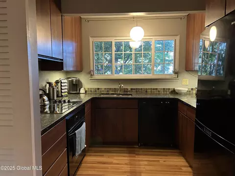 Kitchen - 33 Oak Rd, Delmar, NY 12054 photo 1 of 3