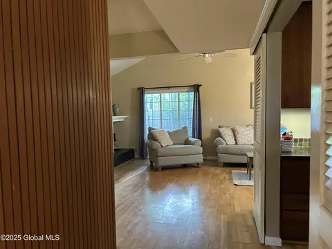 Entry Way - 33 Oak Rd, Delmar, NY 12054 photo 3 of 3