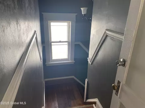 Entry Way - 20 Hawk St, Schenectady, NY 12307 photo 2 of 2