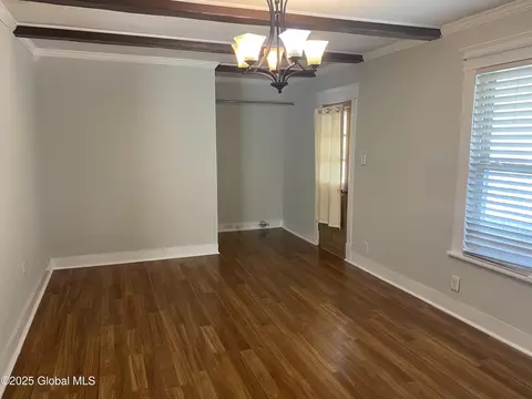 Living - 20 Hawk St, Schenectady, NY 12307 photo 2 of 5