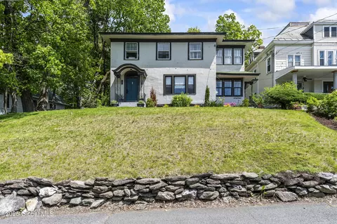 126 Maple Ave, Troy, NY 12180