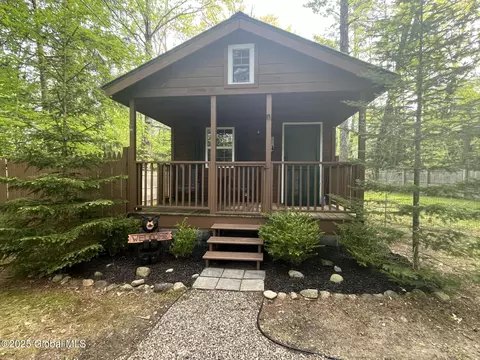 138 First Ave, Caroga Lake, NY 12032