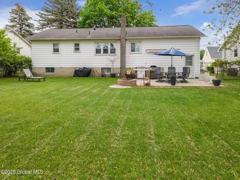 3291 Frank St, Schenectady, NY 12306 photo 32