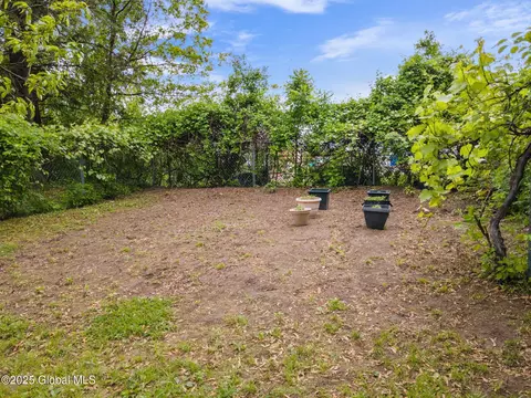 3291 Frank St, Schenectady, NY 12306 photo 37
