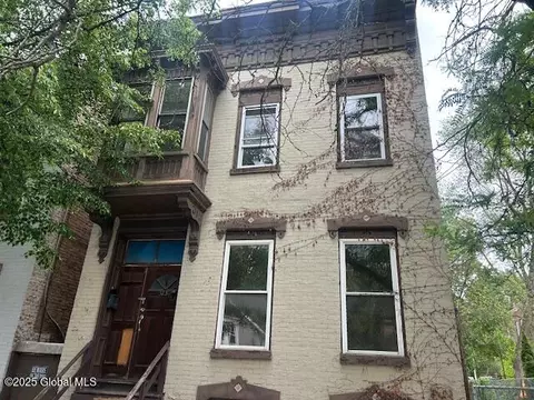 3230 6th Ave, Troy, NY 12180