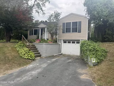 9393 Ny-66, Wynantskill, NY 12198