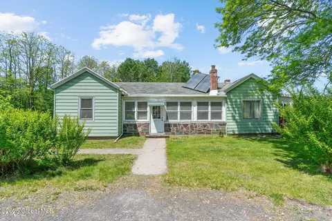 333 Shaver Rd, West Sand Lake, NY 12196