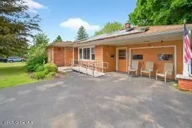 8 Adams Ave, Rensselaer, NY 12144