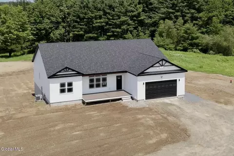 718 Groveside Rd, Buskirk, NY 12028