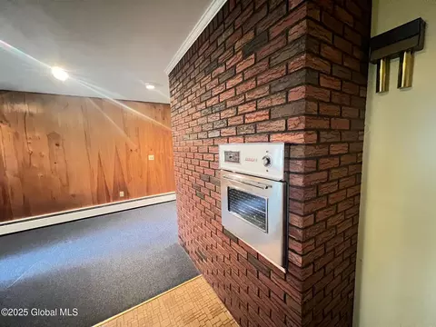 1345 Evergreen Ave, Schenectady, NY 12306 photo 15
