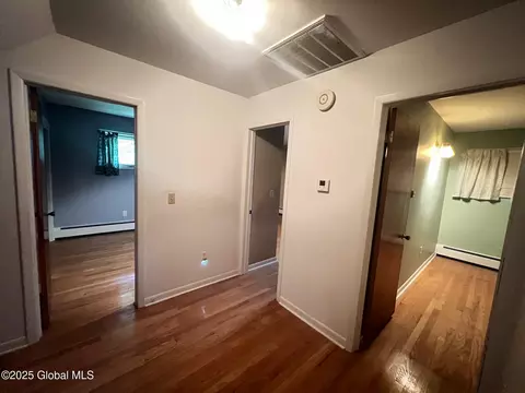 1345 Evergreen Ave, Schenectady, NY 12306 photo 21