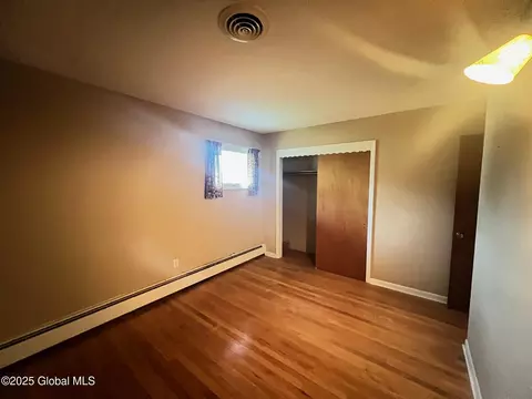 1345 Evergreen Ave, Schenectady, NY 12306 photo 17