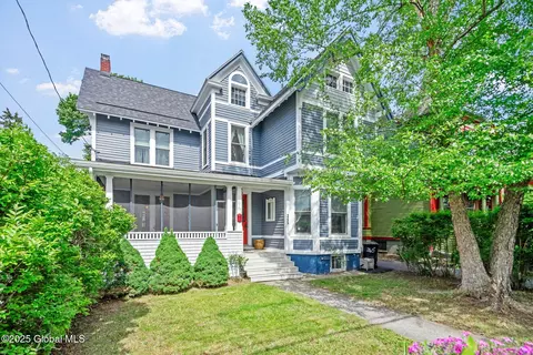 265 Pawling Ave, Troy, NY 12180