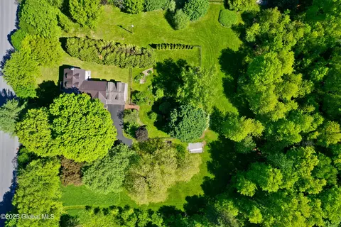 View/Area - 51 Hoffman Rd, Saratoga Springs, NY 12866 photo 2 of 4