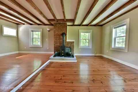 Living - 51 Hoffman Rd, Saratoga Springs, NY 12866 photo 10 of 13