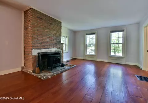 Living - 51 Hoffman Rd, Saratoga Springs, NY 12866 photo 5 of 13