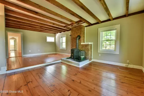 Living - 51 Hoffman Rd, Saratoga Springs, NY 12866 photo 13 of 13