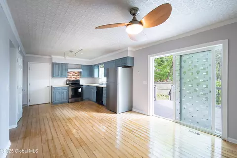 78 Dewitt Ave, Schenectady, NY 12304 photo 8